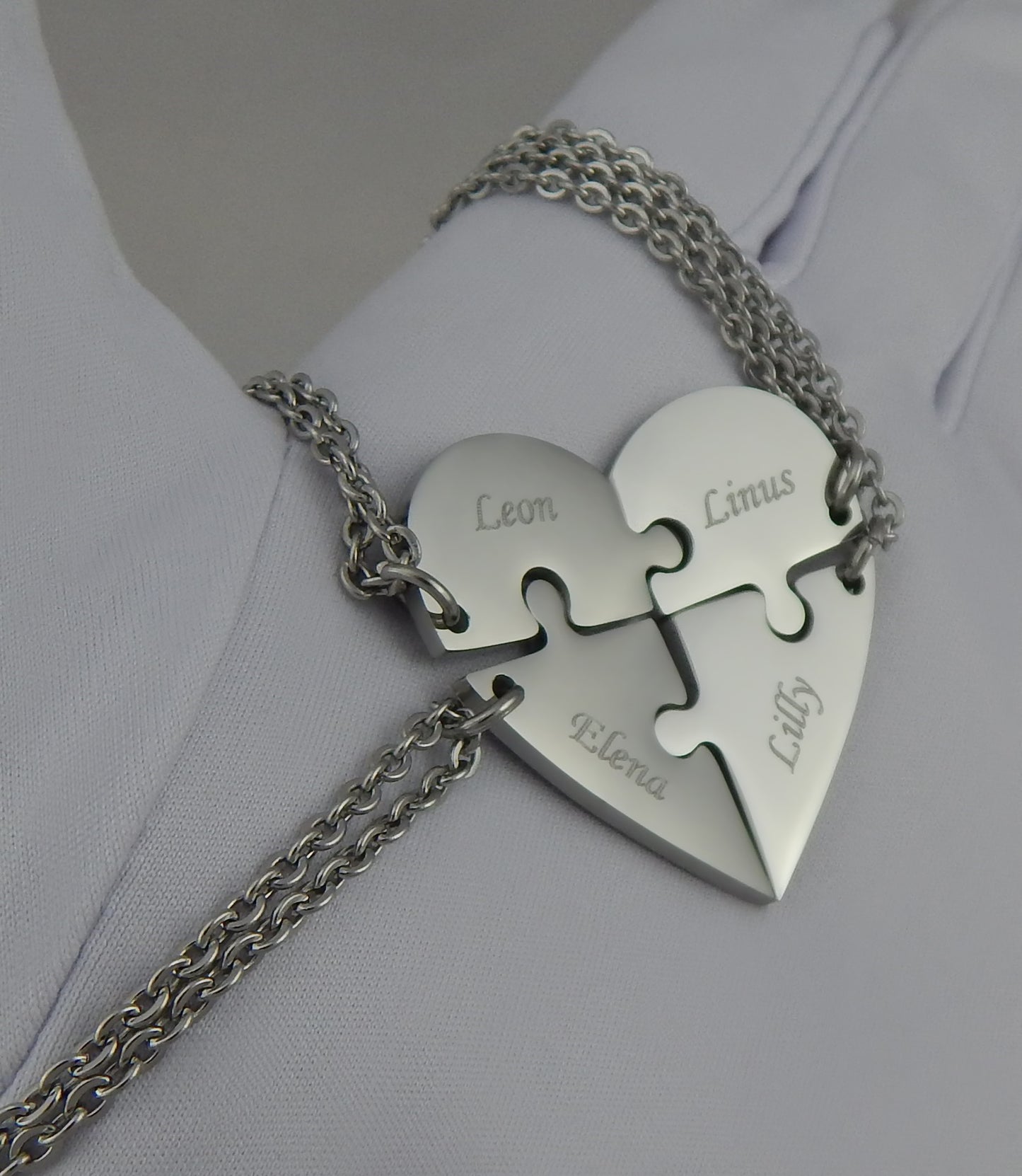 Hanessa 4 Stück Personalisierte Kette mit Gravur Edelstahl 50 cm mit Anhänger Herz Puzzle in silber - Personalisierte BFF Geschenke Freundin Freund Freundschaft - Halskette personalisiert